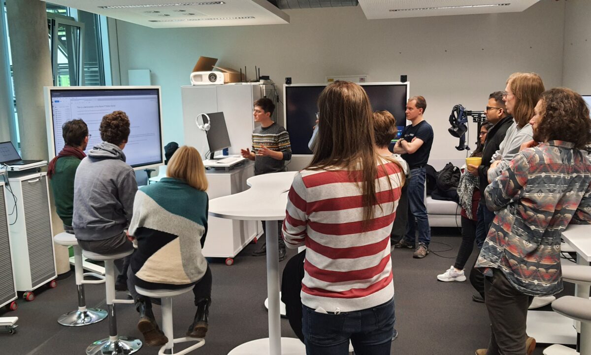 ScaDS.AI Graduate School visits Living Lab