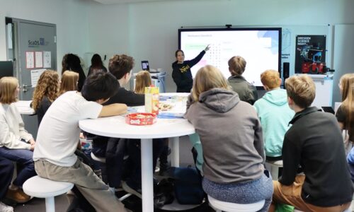 Photo. Dr. Iryna Okhrin presenting methods in AI research at MINT-EC Zukunftsforum 2026.