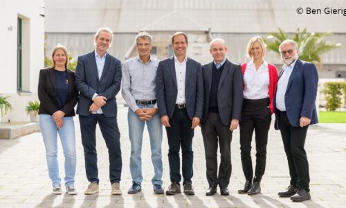 Photo. Prof. Hilde Kühne (Tübingen AI Center), Prof. Christian Bauckhage (Lamarr Institute), Prof. Antonio Krüger (DFKI), Dr. Jack Thoms (BIFOLD), Prof. Thomas Seidl (MCML), Prof. Birte Platow (ScaDS.AI Dresden/Leipzig) and Prof. Wolfgang E. Nagel (ScaDS.AI Dresden/Leipzig) photographed at the All Hands Meeting of the German AI Community in 2024. © Ben Gierig