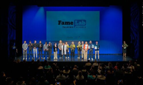 Photo. Participants of the East German regional heat of FameLab on stage in April 2025. © Jonas Günther