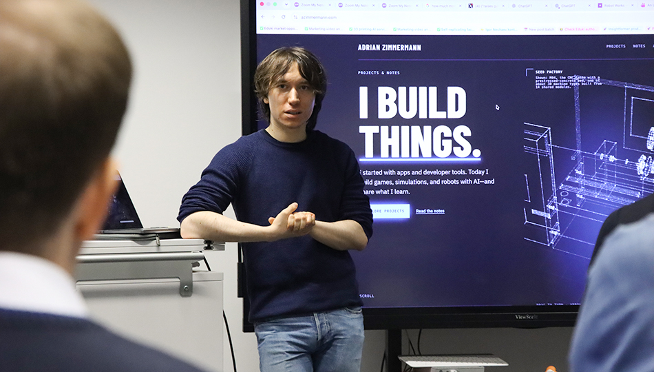 Photo. Adrian Zimmermann gives an insisght into his work with AI.