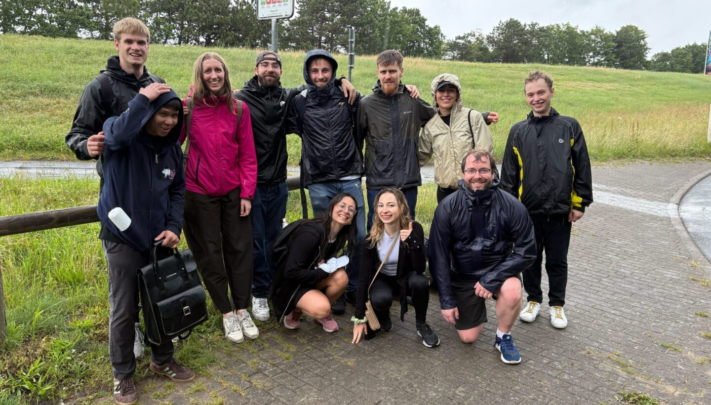 Photo. Hiking trip with the working group in Zingst ends in rain.