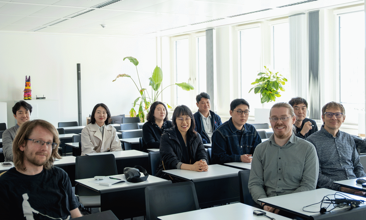 South Korean delegation visits the Leipzig site of ScaDS.AI Dresden/Leipzig