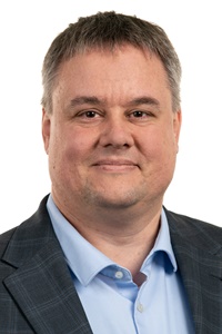 Portrait of Dr. Peter Uhrig